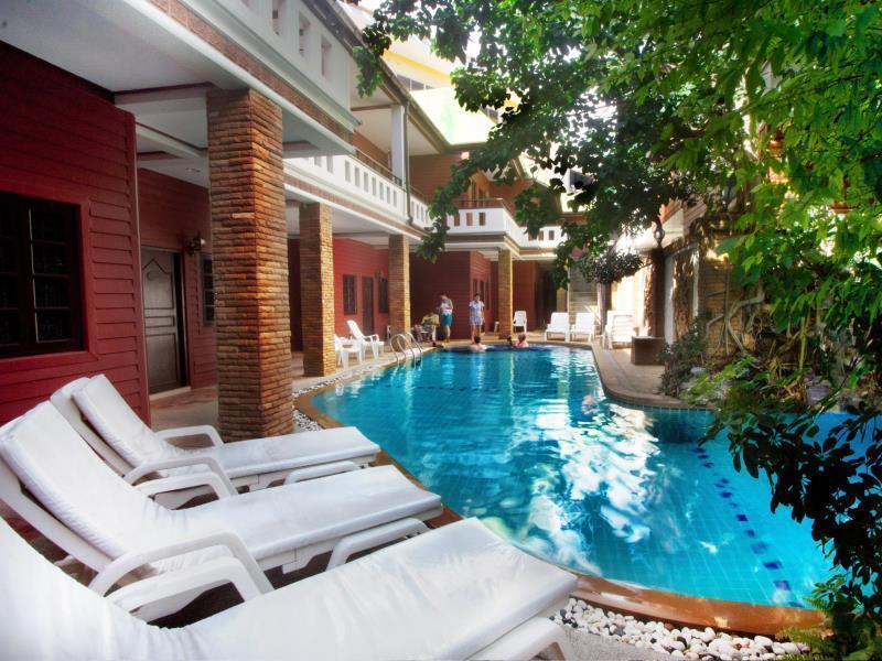 Jang Khách sạn Patong