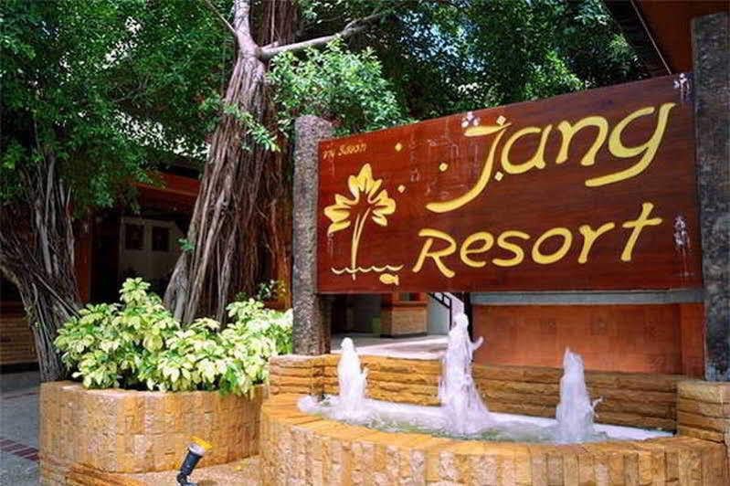 Jang Khách sạn 3*